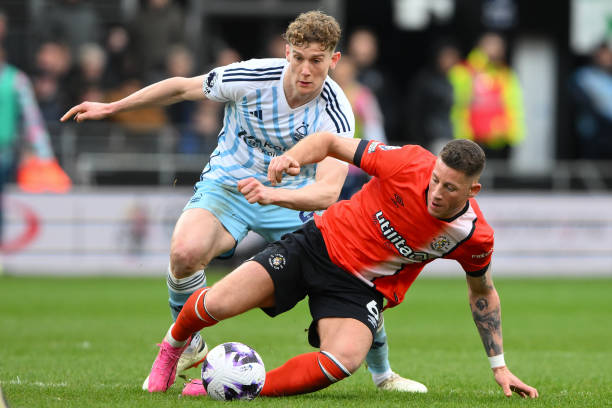 借自己过人 借自己过人