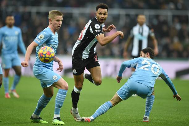 面的偏见舆 面的偏见舆