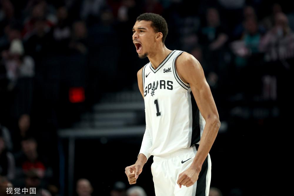 他成为了球 他成为了球